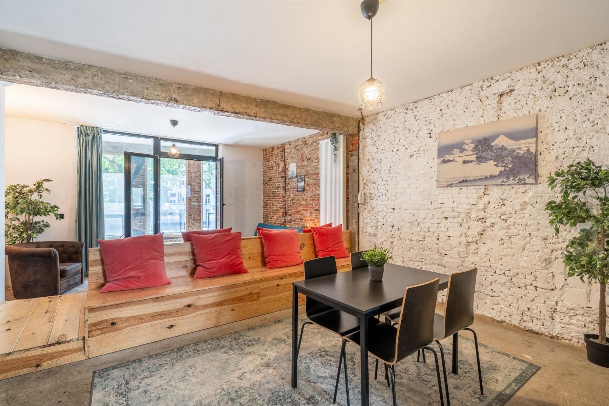 The Industrial Apartments Antwerpen Bagian luar foto
